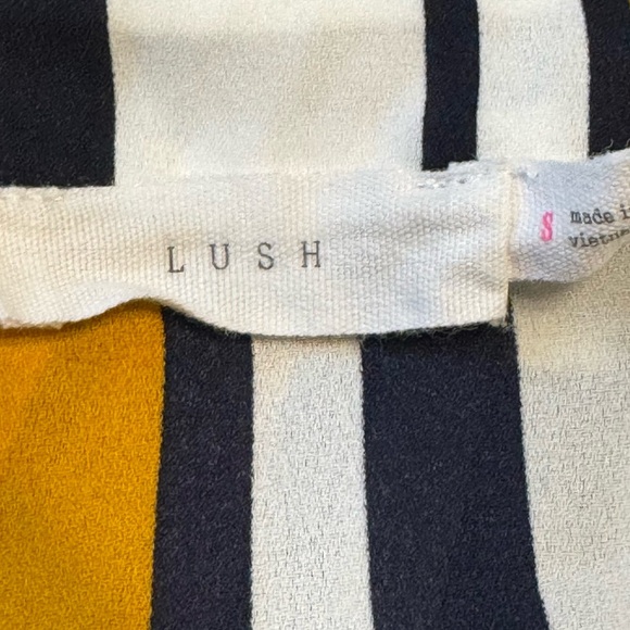 Lush Blouse Size Small - Picture 2 of 8